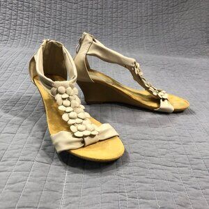 4/$15 Pink Wedge Sandals Women 10 Flowers Floral Open Toe T Strap Heels Vegan